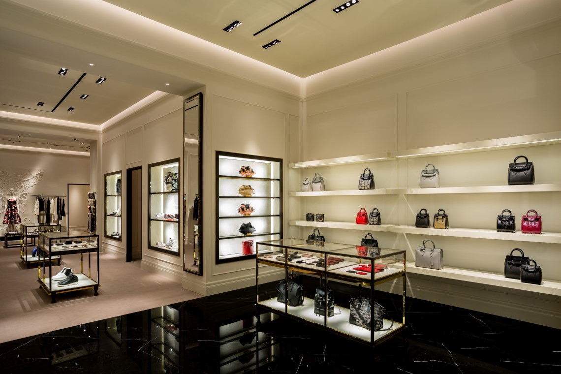 ALEXANDER MCQUEEN OPENS A SECOND STORE IN DUBAI AT MALL OF EMIRATES ...