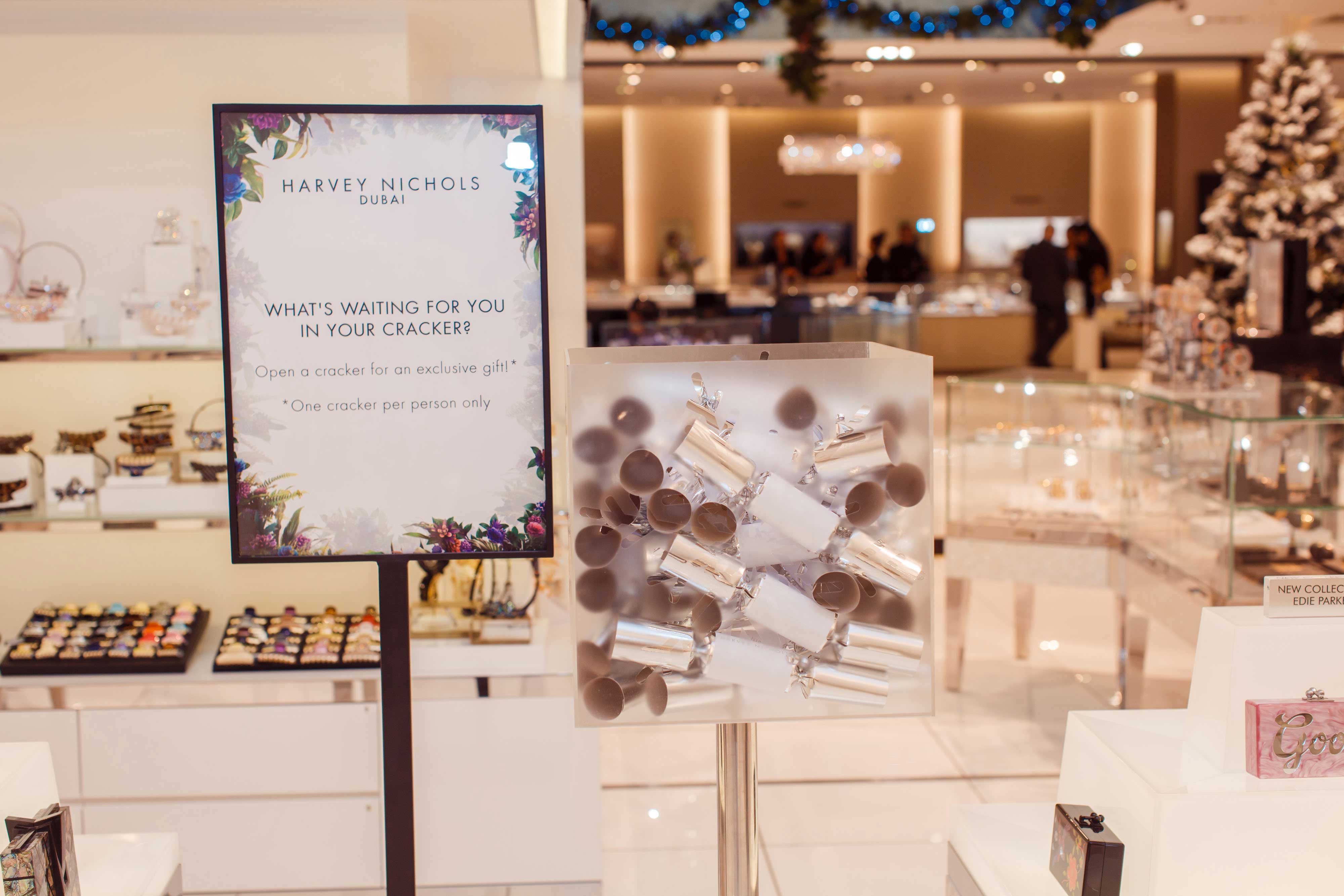 HARVEY NICHOLS – DUBAI CELEBRATES THE FESTIVE SEASON