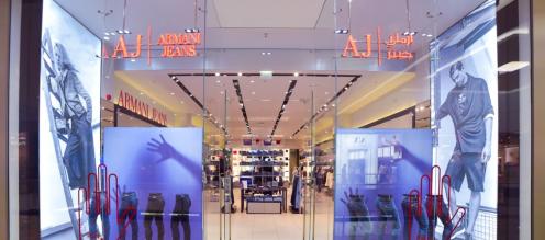ARMANI JEANS HOSTS A SERIES OF DENIM CUSTOMIZATION EVENTS AT MERCATO MALL & CITY CENTER MIRDIF