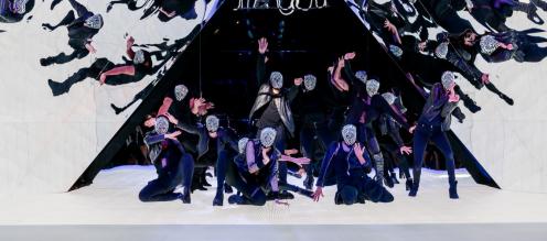 BLOOMINGDALE’S SPRING/SUMMER 2017 KALEIDOSCOPIC FASHION SHOW